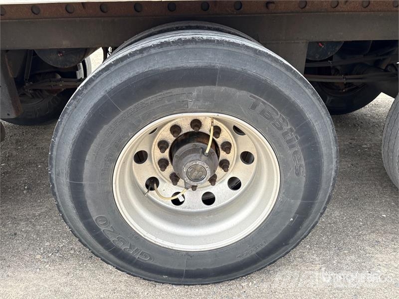Vanguard 53 ft x 102 in Tri/A Refrigerated Trailer Chladiarenské návesy