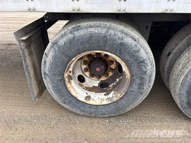 Vanguard 53 ft x 102 in T/A Heated Van Trailer Rimorchi cassonati