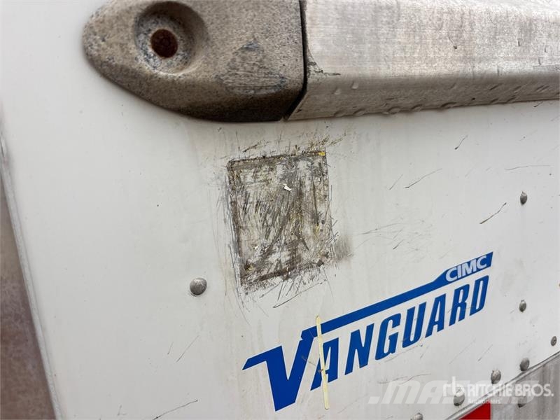 Vanguard 53 ft x 102 in T/A Heated Van Trailer Rimorchi cassonati