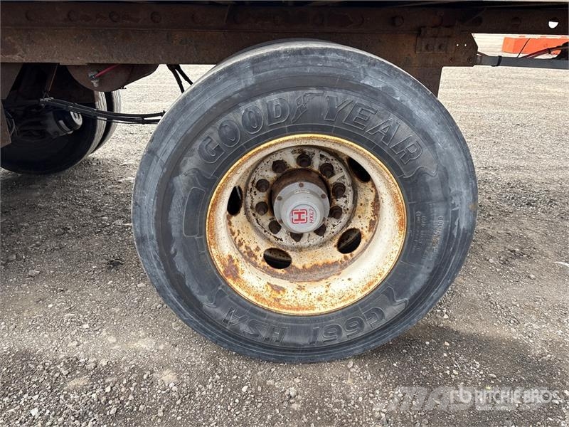 Vanguard 53 ft x 102 in Tri/A Van Trailer Gesloten opbouw trailers