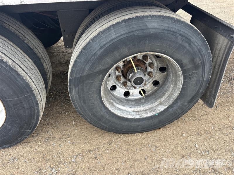 Vanguard National 53 ft x 102 in T/A Van Trailer Прицепы-фургоны