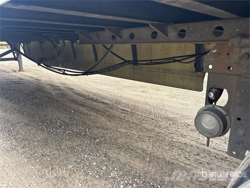 Vanguard National 53 ft x 102 in T/A Van Trailer Прицепы-фургоны