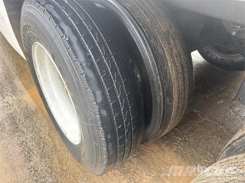 Vanguard VXP Van Body Trailers