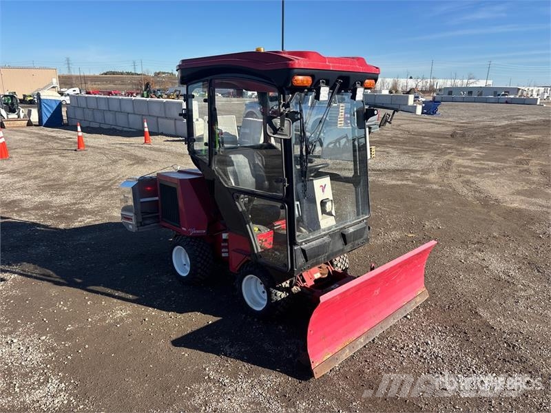 Ventrac 3400Y Sidewalk Plow Andre komponenter