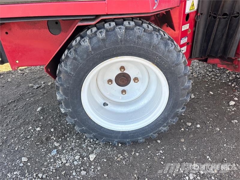 Ventrac 3400Y Sidewalk Plow Andre komponenter