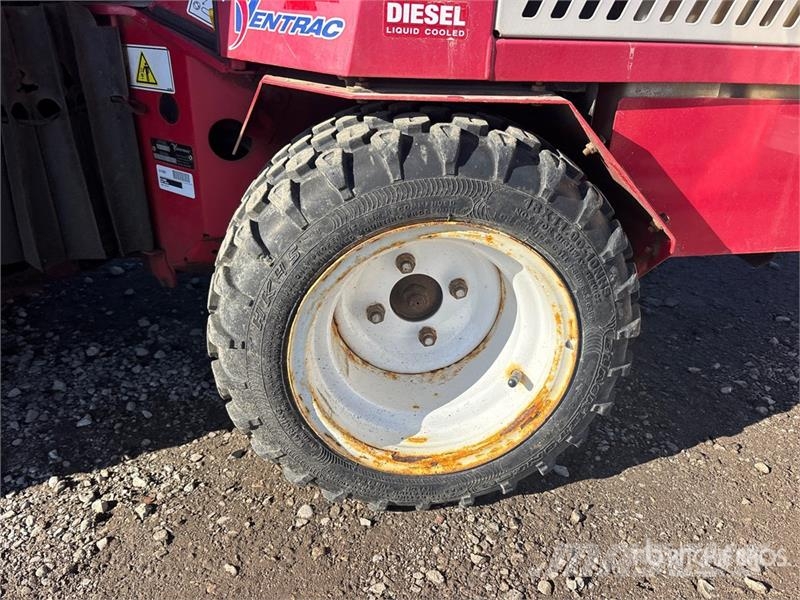 Ventrac 3400Y Sidewalk Plow Andre komponenter