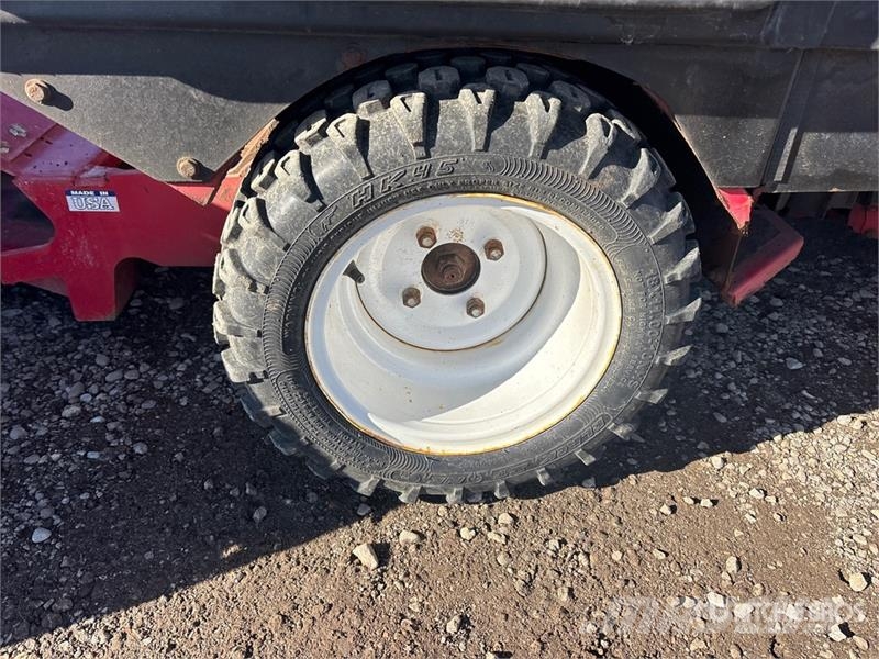 Ventrac 3400Y Sidewalk Plow Andre komponenter
