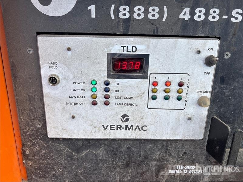Ver-Mac S/A Solar Traffic Light Lichtmasten