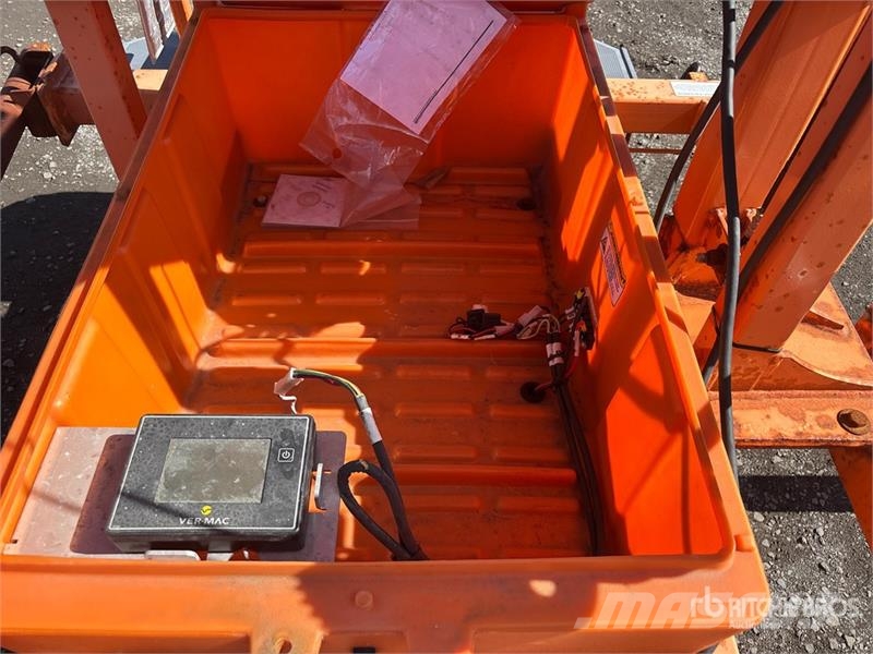 Ver-Mac ST-4X8 Arrow Board Pozostały sprzęt drogowy
