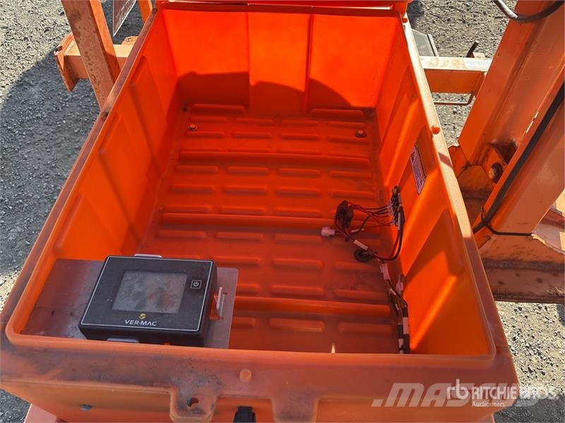 Ver-Max ST-4X8 S/A Arrow Board Drugo