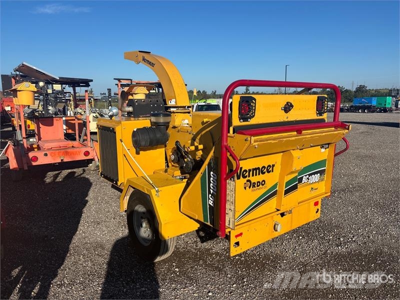 Vermeer BC1000XL Tow-Behind Wood Chipper ウッドチッパー