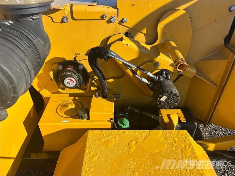 Vermeer BC1000XL Tow-Behind Wood Chipper ウッドチッパー