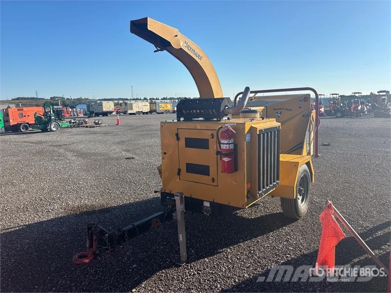 Vermeer BC1000XL Tow-Behind Wood Chipper ウッドチッパー