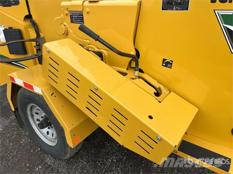 Vermeer BC1000XL Tow-Behind S/A Wood Chipper Broyeur de végétaux