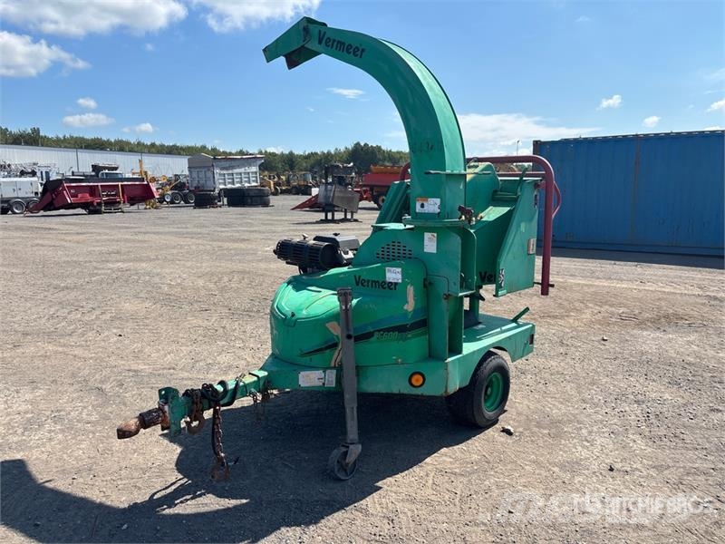 Vermeer BC600 Tow-Behind Wood Chipper Broyeur de végétaux