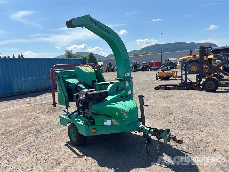 Vermeer BC600 Tow-Behind Wood Chipper Broyeur de végétaux