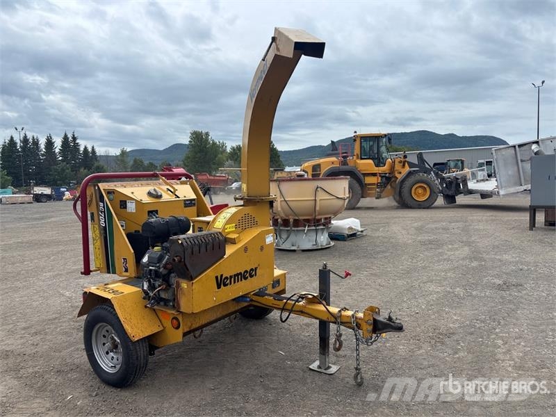 Vermeer BC700XL Tow-Behind Wood Chipper ウッドチッパー
