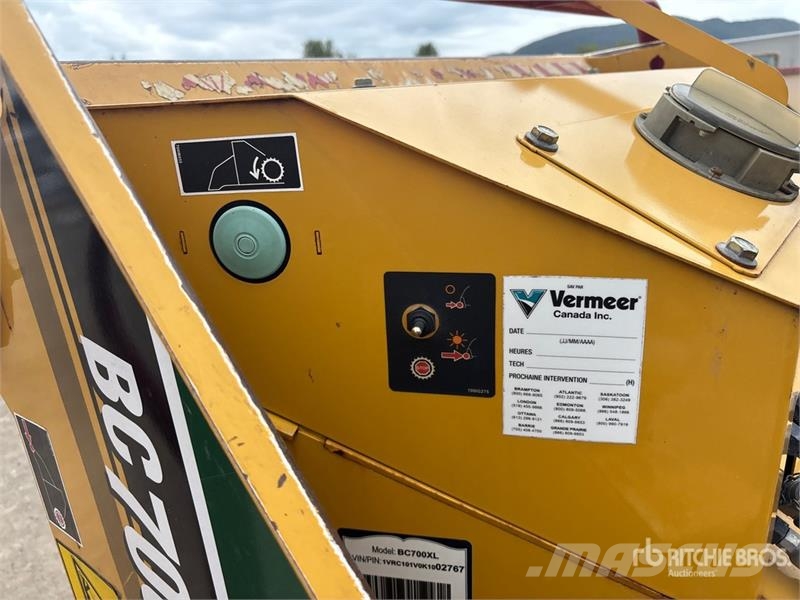 Vermeer BC700XL Tow-Behind Wood Chipper ウッドチッパー
