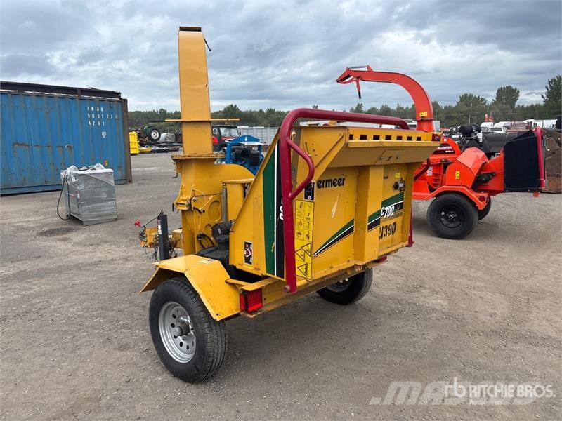 Vermeer BC700XL Tow-Behind Wood Chipper ウッドチッパー