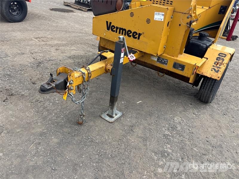 Vermeer BC700XL Tow-Behind Wood Chipper ウッドチッパー