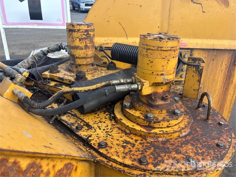 Vermeer Tow-Behind Wood Chipper ウッドチッパー