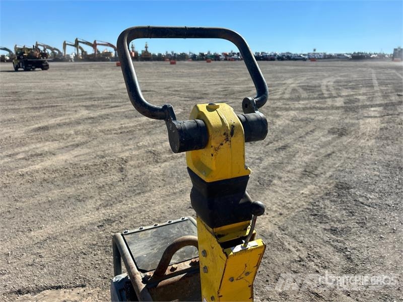  Vibratory Plate Compactor دكاكات أفقية