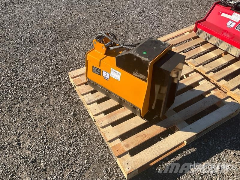 Vicsec VC-EBC32 24 in Mini Excavator Brush Cutter (Unused Ďalšie komponenty