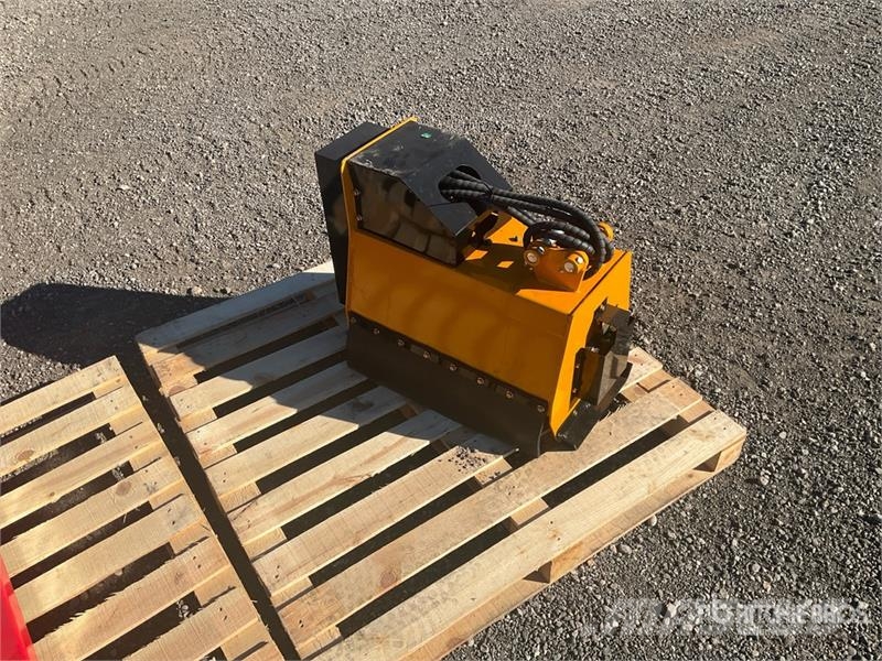 Vicsec VC-EBC32 24 in Mini Excavator Brush Cutter (Unused Ďalšie komponenty