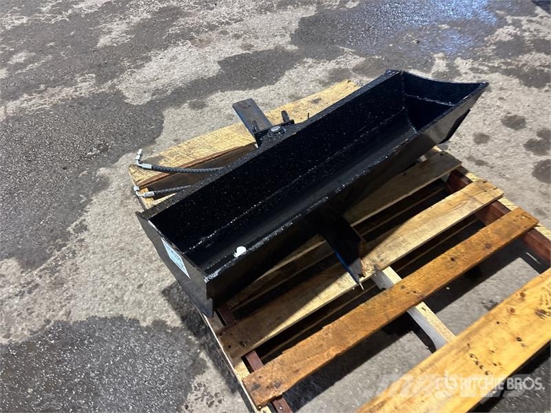 Vicsec VCT1000 40 in Hydraulic Tilting Excavator Bucket ( Cucharones