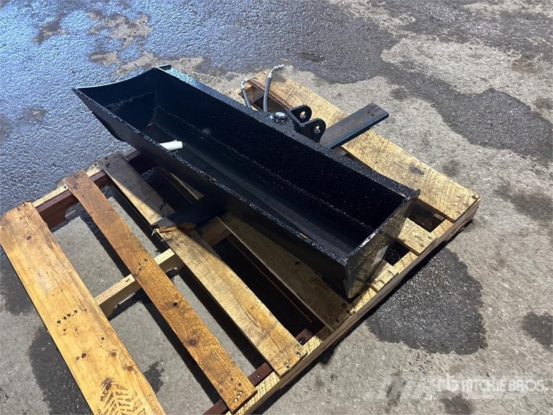 Vicsec VCT1000 40 in Hydraulic Tilting Excavator Bucket ( Cucharones