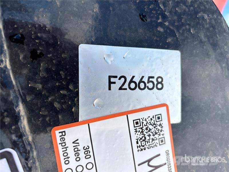 Vicsec VCT600 24 in Tilting Excavator Bucket (Unused) دلاء