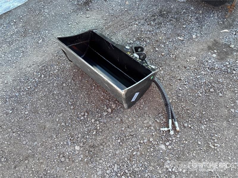 Vicsec VCT600 24 in Tilting Excavator Bucket (Unused) دلاء