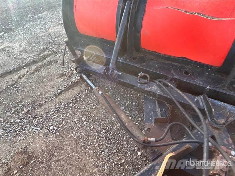  Viking-Cives 11 ft Snow Plow Снігоочищувальні ножі та плуги