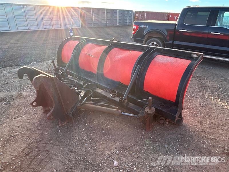  Viking-Cives 11 ft Snow Plow Снігоочищувальні ножі та плуги