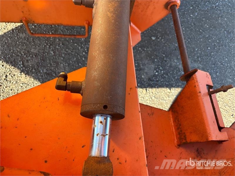 Viking-Cives Tow-Plow VCL TP26 T/A Snow Plow Sprea Lauksaimniecība- Citi