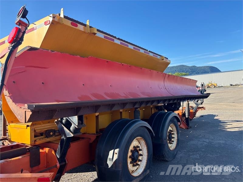 Viking-Cives Tow-Plow VCL TP26 T/A Snow Plow Sprea Lauksaimniecība- Citi