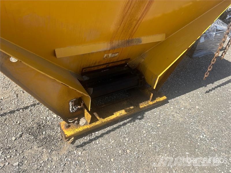 Viking VBS-11 Salt Spreader Sableuse et saleuse