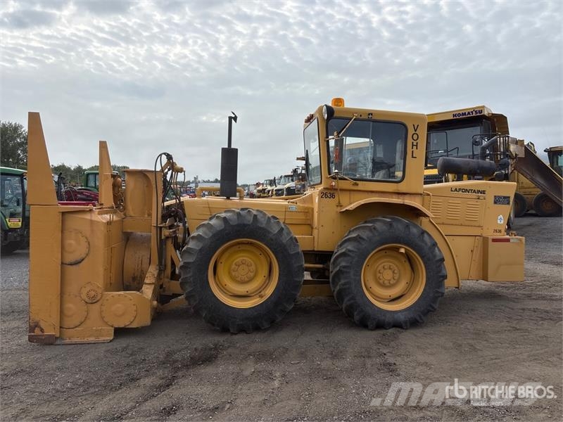 Vohl DV904-400T 7 ft 7 in Snow Blower Dezapezitoare