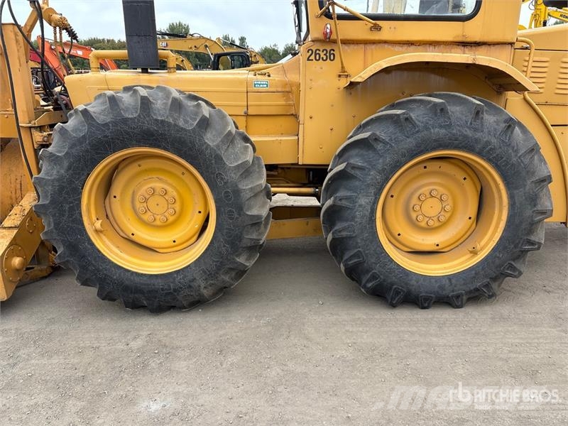 Vohl DV904-400T 7 ft 7 in Snow Blower Dezapezitoare