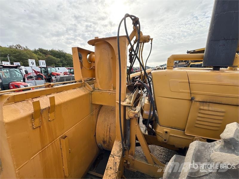 Vohl DV904-400T 7 ft 7 in Snow Blower Dezapezitoare