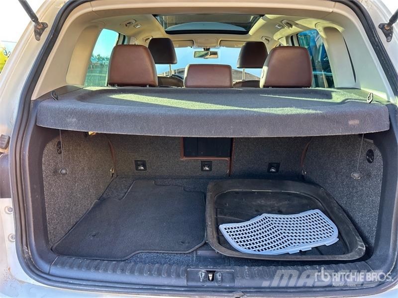 Volkswagen Tiguan TSI AWD SUV Коли