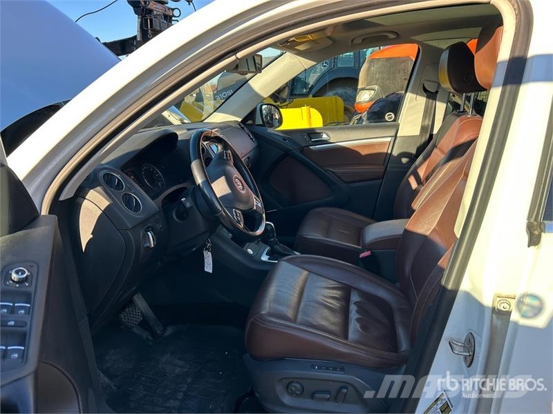 Volkswagen Tiguan TSI AWD SUV Коли