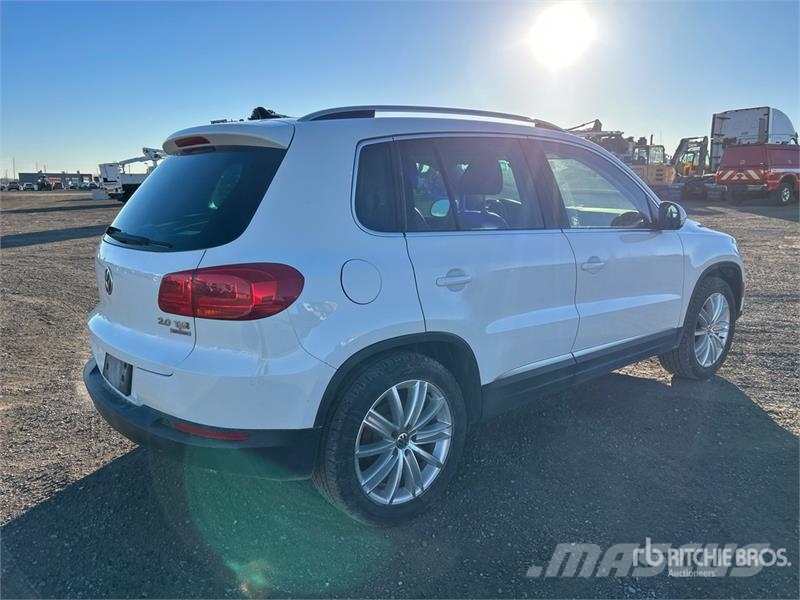 Volkswagen Tiguan TSI AWD SUV Коли