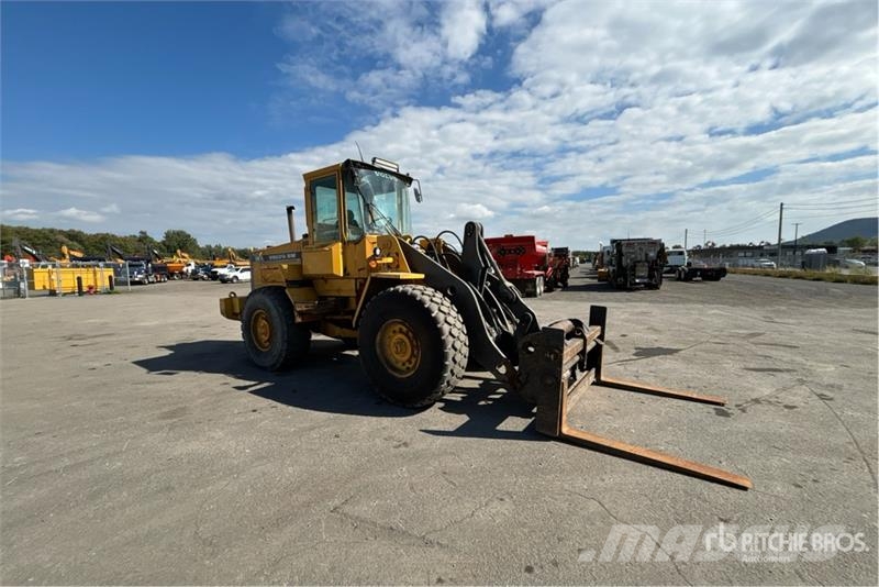 Volvo BM L90C Wheel Loader لوادر بعجل