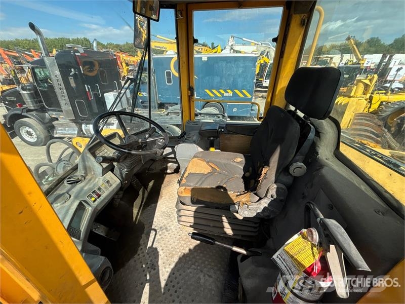 Volvo BM L90C Wheel Loader لوادر بعجل