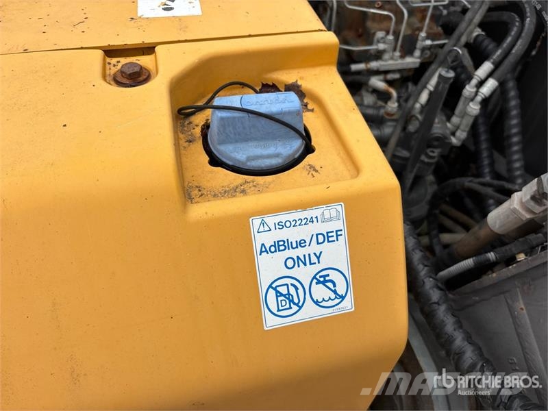 Volvo EC140EL 대형 굴삭기 29톤 이상