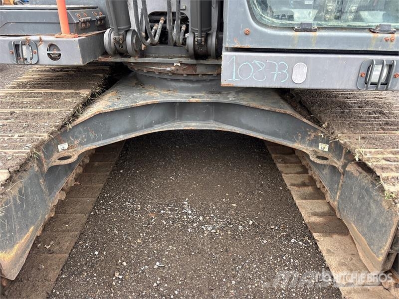 Volvo EC140EL 대형 굴삭기 29톤 이상
