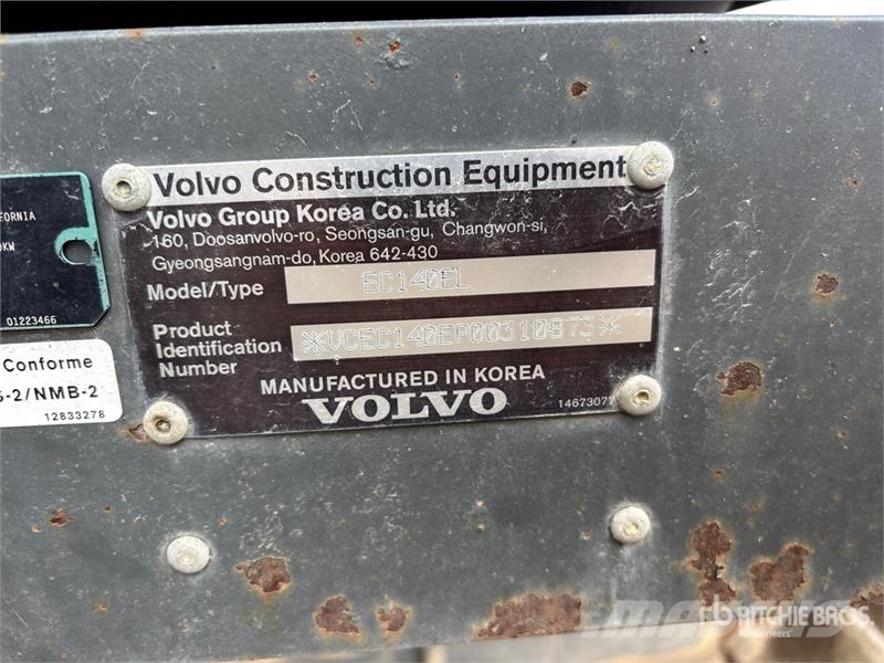 Volvo EC140EL 대형 굴삭기 29톤 이상