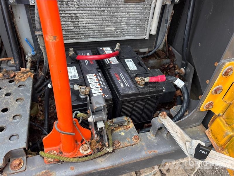 Volvo EC140EL 대형 굴삭기 29톤 이상