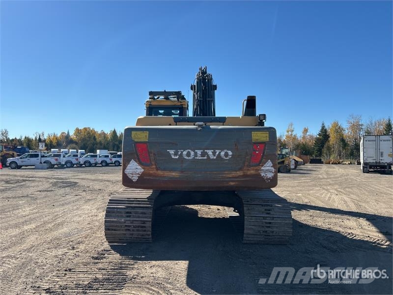 Volvo EC220D Tracked Excavator Gravemaskiner på larvebånd